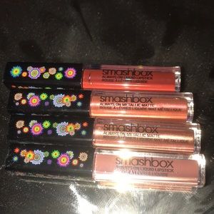 Smashbox lipstick always on